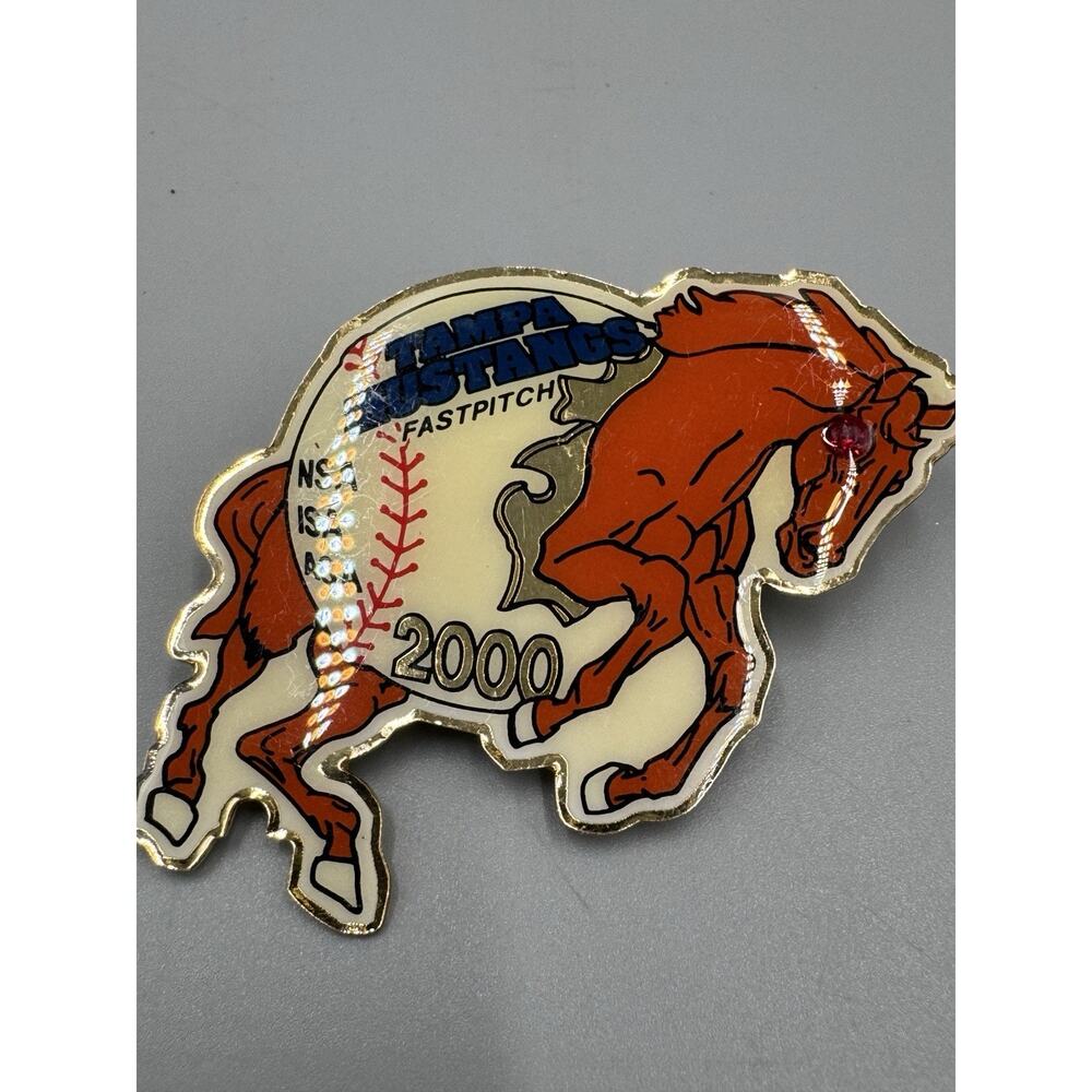 Vintage‎ 2000 Tampa Mustangs NSA ISA ASA Softball Lapel Pin